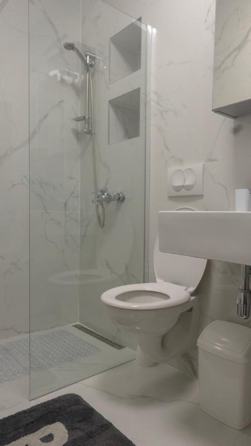 Apartmani Gaj مالينسكا المظهر الخارجي الصورة